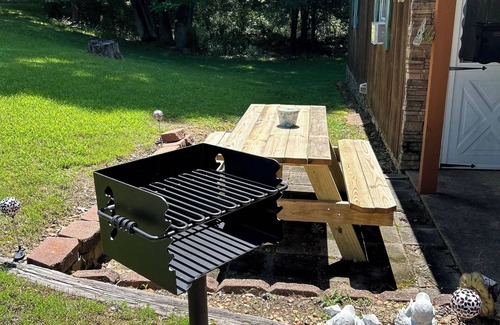 Independence Cabine | Sardis Fish Camp north side near Holiday Lodge/Teckville, 1 mile from boat ramp
