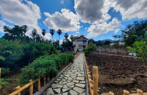 Kharakvasla Maison | Sarkar farmhouse