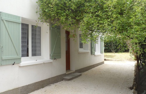 Caux Maison | La Salsepareille, confort et tranquillité proche de Pézenas