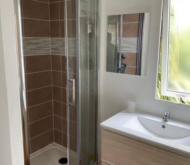 La Saline Les Bains Appartement | SAS L' Ilot Vert