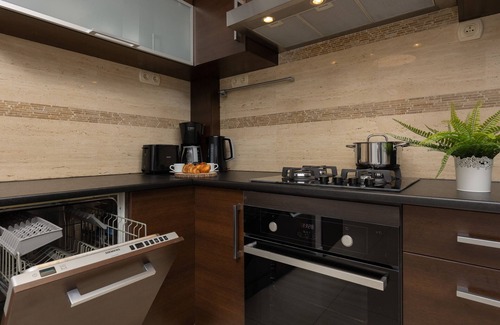 Saska Kepa Appartement | Saska Kepa Apartment by Renters