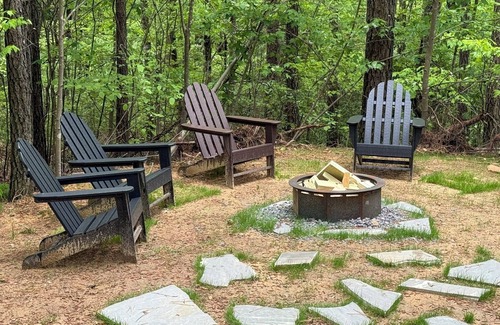 South Pittsburg Cabine | Sasquatch Farm