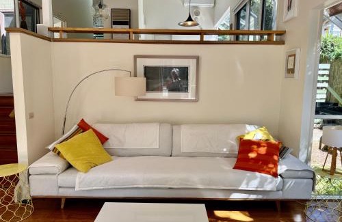 Sassafras Maison | Sassafras Treehouse Private home in the Dandenong Ranges, Victoria