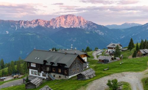 Berg im Drautal Hôtel | Sattleggers Alpenhof & Feriensternwarte