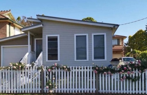 Karraganbah Maison | Saturday Cottage - 2 BR cosy house by Tuggerah Lake