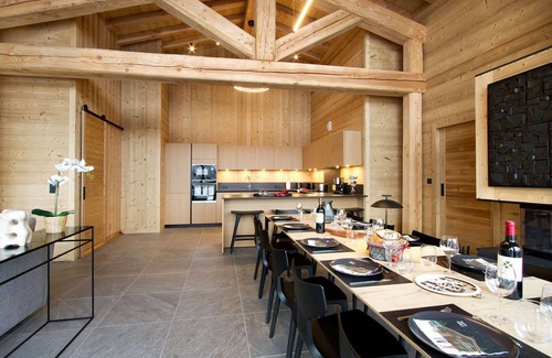 Les Deux Alpes Chalet De Ski | Sauna, bain à remous, vues imprenables et plus !