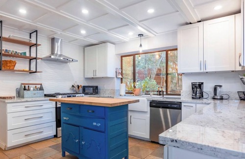 Lake Arrowhead Cabine | Sauna + Spa Lakeview Lodge Dog Friendly Lake Rare Lake Access