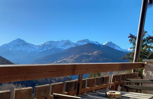 Porto Cervo Appartement | Sauze D'oulx - Italie - Joli Studio Avec une Superbe vue sur les Montagnes