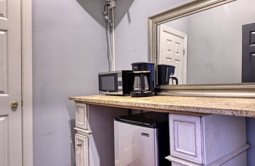 Old West Broad Neighborhood Maison | Savannah Frederick - 2nd floor