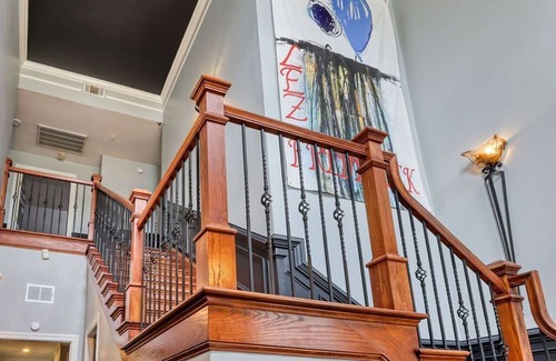 Old West Broad Neighborhood Maison | Savannah Frederick - 2nd floor