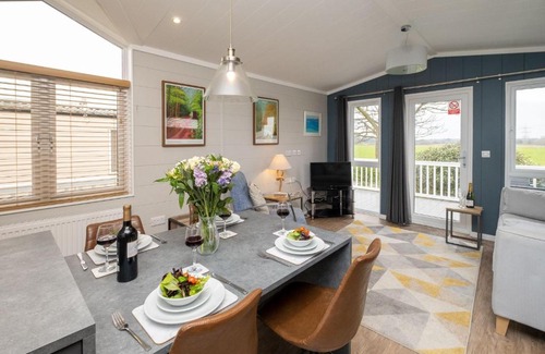 Leiston Maison | Savannah Lodge - Aldeburgh Coastal Cottages