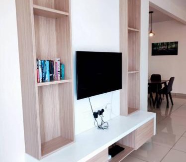 Batu 9 Cheras Appartement | Saville cheras link mrt cozy 2 bedrooms