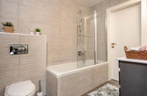 Jerusalem Maison | Savyoney Ramat Sharet By Isrentals- 3 Bedrooms