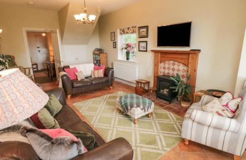 Potter Brompton Maison | Sawdon Heights