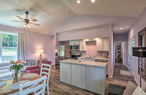 Saylorsburg Cottage | Saylorsburg Retreat: 16 Mi to Ski Resort