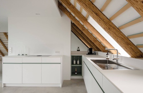 Neuschwabing Appartement | Scandinavian Calm Meets Latin Soul – Schwabing Retreat with Frauenkirche Views