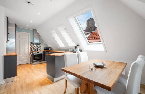 Bergen City Centre Appartement | Scandinavian Hideaway I Private Balcony