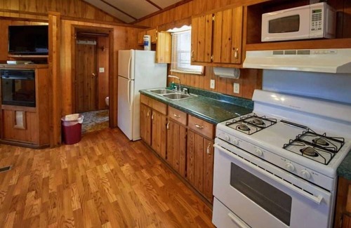 Weatherford Cabine | Scenic Bliss in Weatherford! Short Drive to Webbers Falls Historical Society