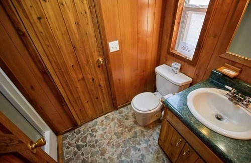 Weatherford Cabine | Scenic Bliss in Weatherford! Short Drive to Webbers Falls Historical Society