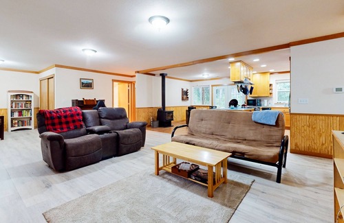 Port Orchard Maison | Scenic dog-friendly home with forest views, firepit, wood stove, & W/D