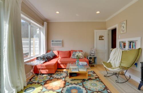 Hancock Maison | Scenic Home on the Delaware River, Pet-Friendly!