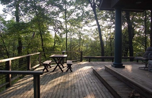 Fennimore Cabine | Scenic Cabin Luxe, calme Woods, Blue Ribbon Trout flux
