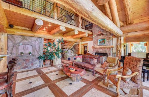 Payson Maison | Scenic Payson Cabin with Wraparound Patio