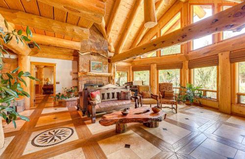 Payson Maison | Scenic Payson Cabin with Wraparound Patio