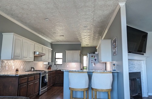 Sand Springs Maison | Scenic Retreat for the Family