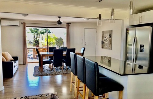 Teviotville Maison | Scenic Rim, Beautiful Executive Holiday Retreat