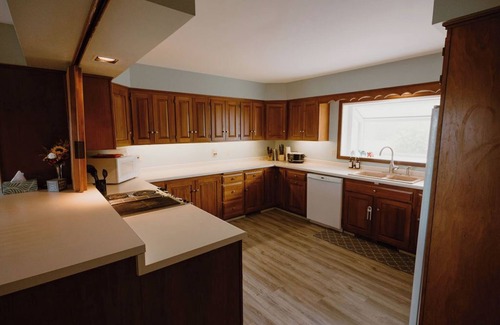 Jim Falls Autre | Scenic Rural Farmhouse that can sleep up to 20