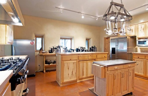 Truchas Maison | Retraite de style montagne sud-ouest pittoresque, près de Santa Fe et Taos