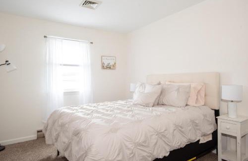 Millerstown Maison | Scenic View Lodging