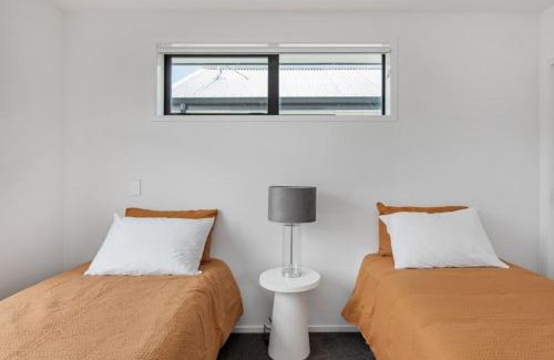 Trentham Maison | Scenic Views from our 2-BR Trentham Hideaway