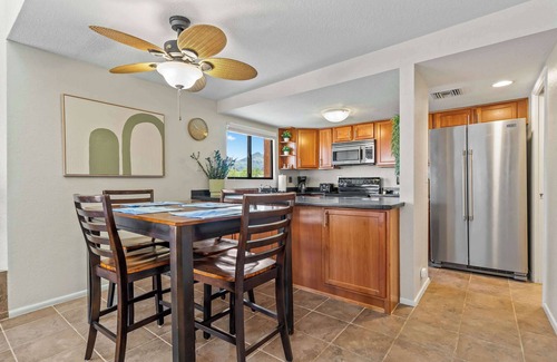 Tucson Maison | Scenic1BR | Mountain Views, Pool, Spa & Pickleball