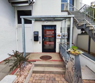 Vechta Hôtel | Schäfers Hotel, Self-Check-in, Cafe und Bäcker am Hotel