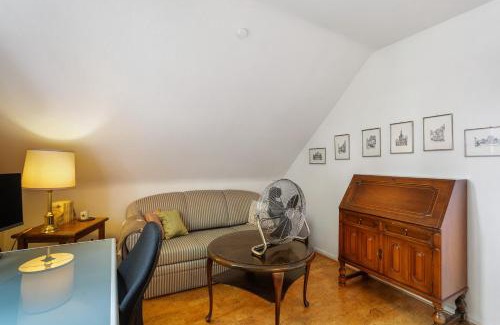 Warstein Appartement | Schöne Dachgeschoss Wohnung