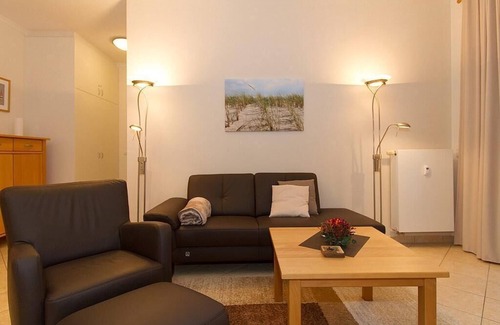 Ostseebad Kuhlungsborn Appartement | Schöne Ferienwohnung an der Ostsee mit Terrasse, Saunabereich und Pool im Haus!