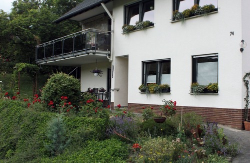 Niederzissen Appartement | Schöne Ferienwohnung in Niederzissen Rodder auf dem Kleeberg