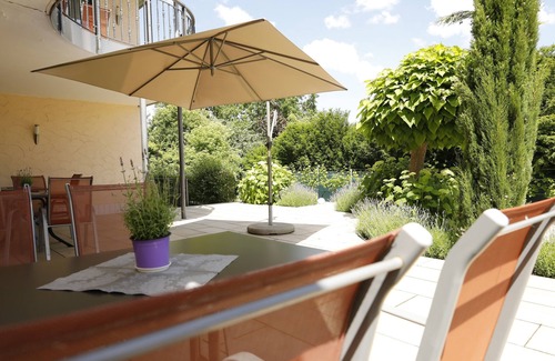 Maikammer Appartement | Schöne Ferienwohnung im Rebenmeer in Maikammer/pfalz. Perfekt für Weinliebhaber!
