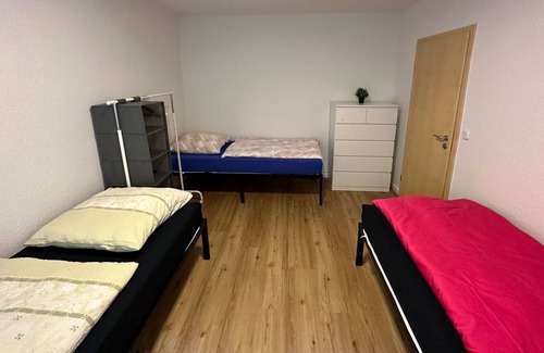 Weststadt Appartement | Schöne, Große und Tolle Wohnung mit Balkon in Toplage - Appartement mit 3,5 Zimmern