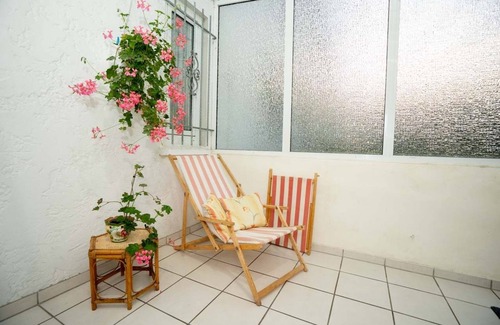 Osterholz Appartement | Schöne, Helle Wohnung im Landhausstil mit Wintergarten und Gartennutzung