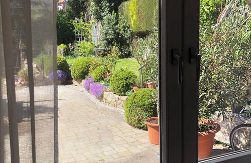 Ihringen Appartement | Schöne, Moderne Ferienwohnung in Ihringen am Kaiserstuhl für 2 Personen
