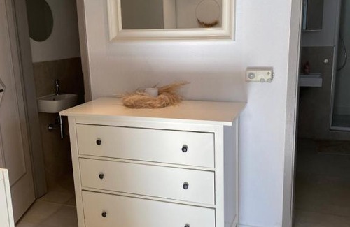 Goeppingen Appartement | Schöne moderne renovierte Einliegerwohnung mit Terrasse