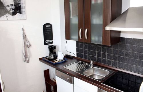 Immensen Appartement | Schöne Renovierte 135 m² Ferienwohnung in Perfekter Lage für Einen Tollen Urlaub