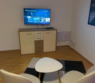 Yorckgebiet Appartement | Schöne Wohnung für Tagesgäste, Studenten oder Handwerker, Chemnitz Gablenz, ÖPNV direkt vor der Tür, Internet & TV inkl