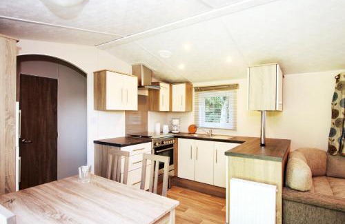 Poppendorf Appartement | schönes Chalet Tinyhouse in Ostseenähe 13km - sehr ruhige Dorflage