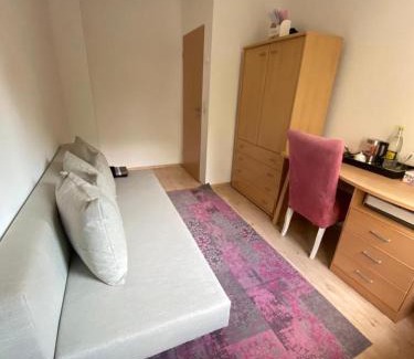 Buckow Maison | Schönes Zimmer im charmanten Haus