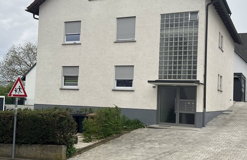 Grimmelfingen Appartement | Schönes Zimmer mit Externem Bad - Nähe Donautal - Ideal für Geschäftsreisen