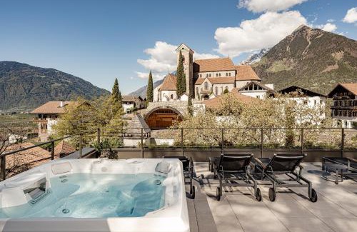Schenna Appartement | Schenna Chalet - Apt Dora